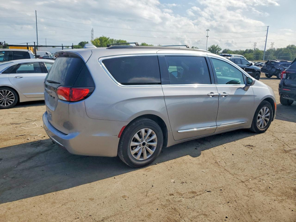 Chrysler PACIFICA 2017 — Copart
