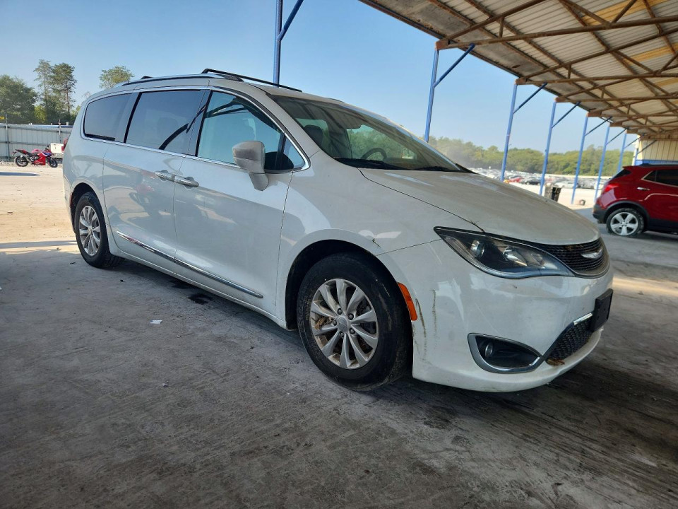 Chrysler PACIFICA 2019 — Copart