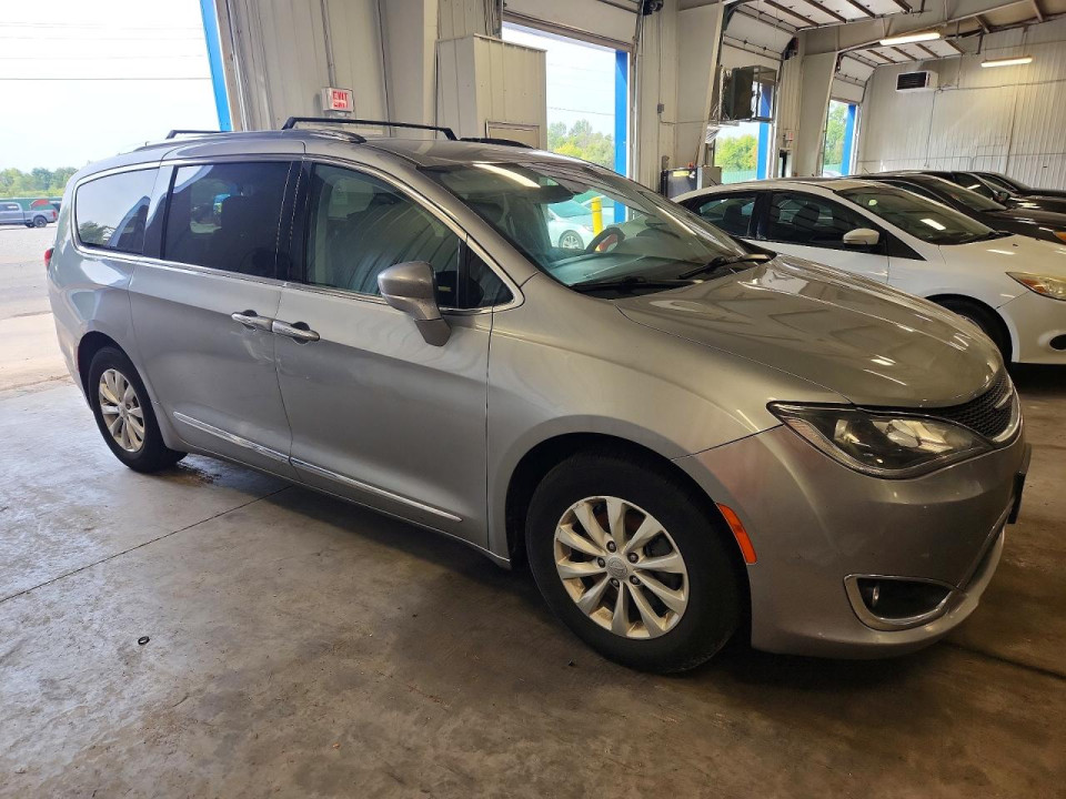 Chrysler PACIFICA 2019 — Copart