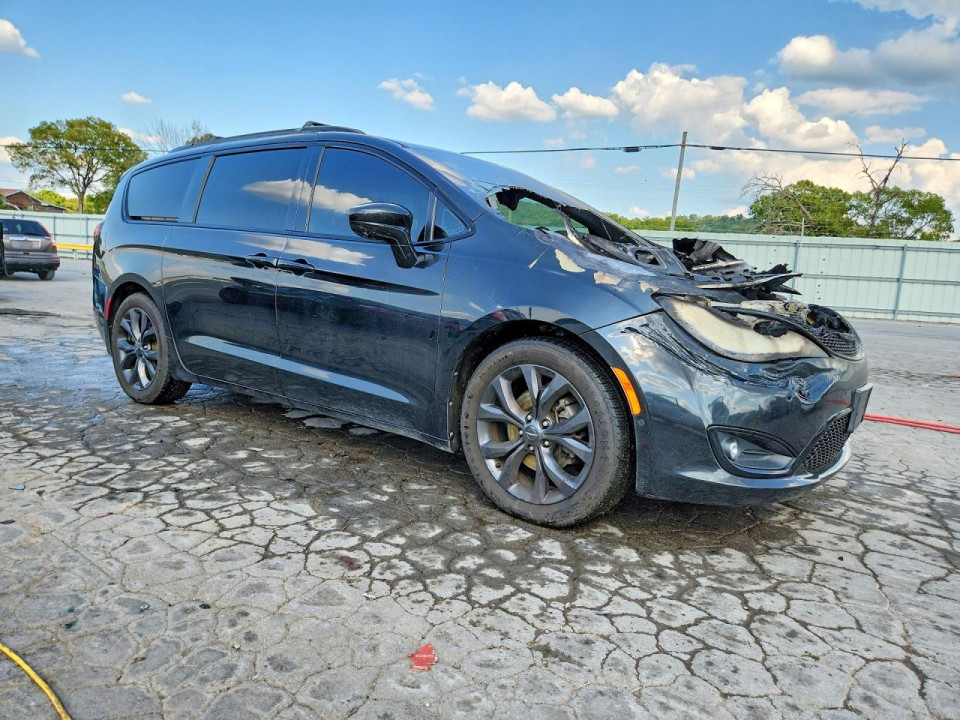 Chrysler PACIFICA 2018 — Copart