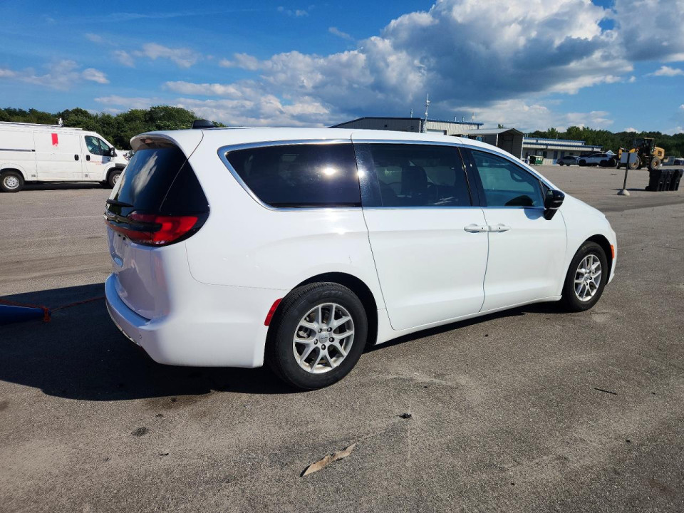 Chrysler PACIFICA 2024 — Copart
