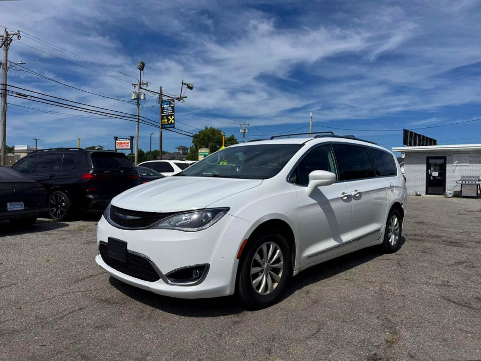 Chrysler PACIFICA 2019 — Copart