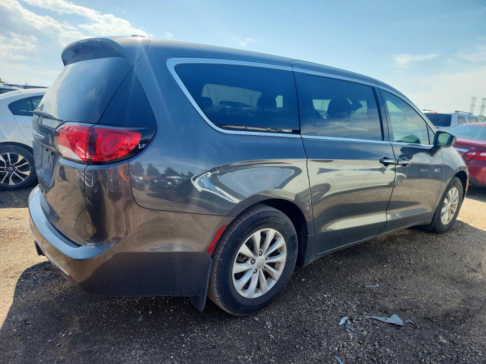 Chrysler PACIFICA 2018 — Copart