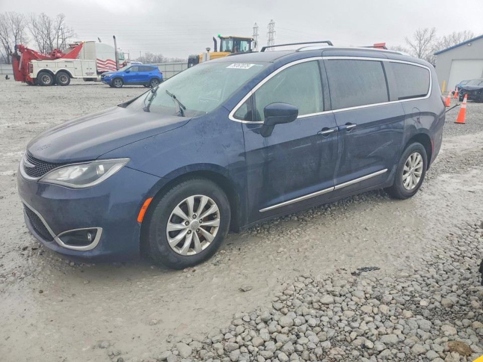 Chrysler PACIFICA 2019 — Copart