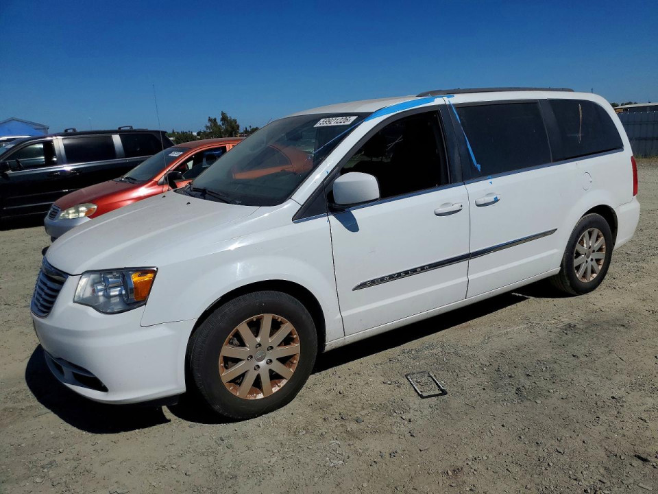 Chrysler TOWN & C 2016 — Copart