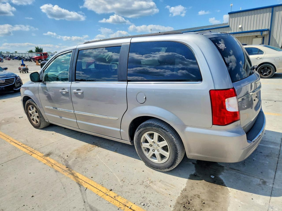 Chrysler TOWN & CNT 2013 — Copart