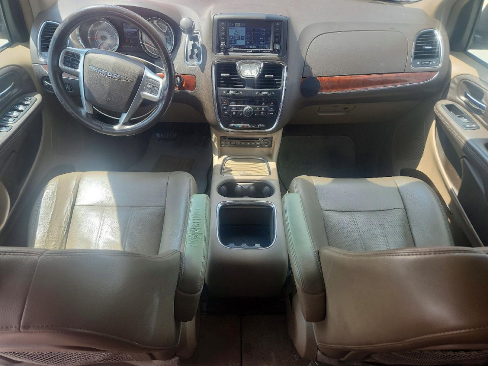 Chrysler TOWN & C 2012 — Copart