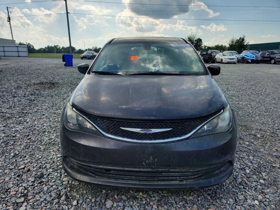 Chrysler VOYAGER LX 2020 — Copart