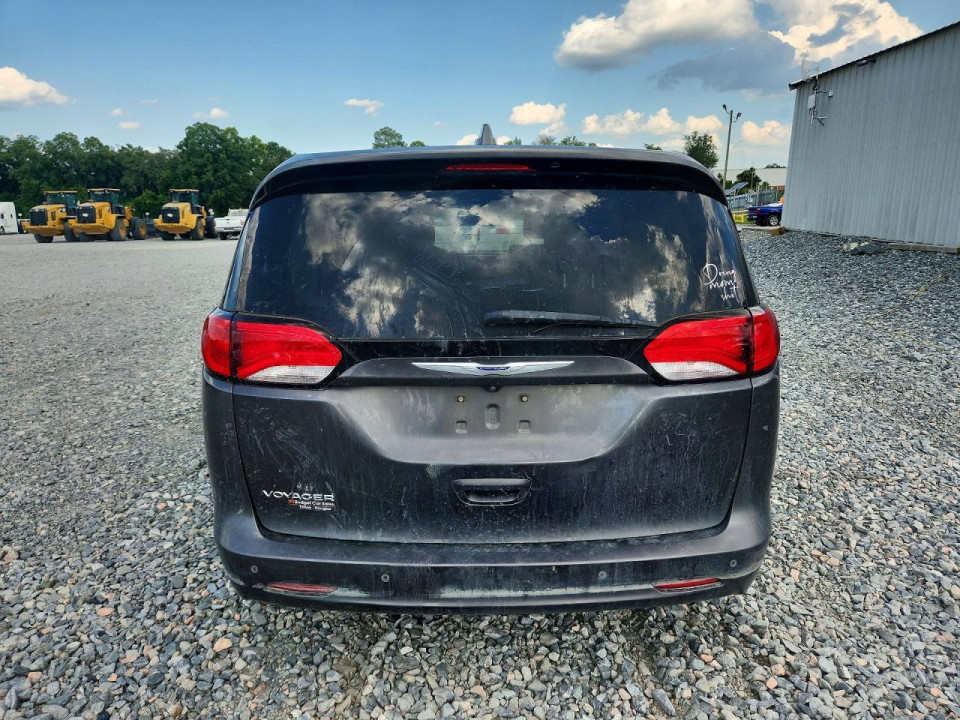 Chrysler VOYAGER LX 2020 — Copart