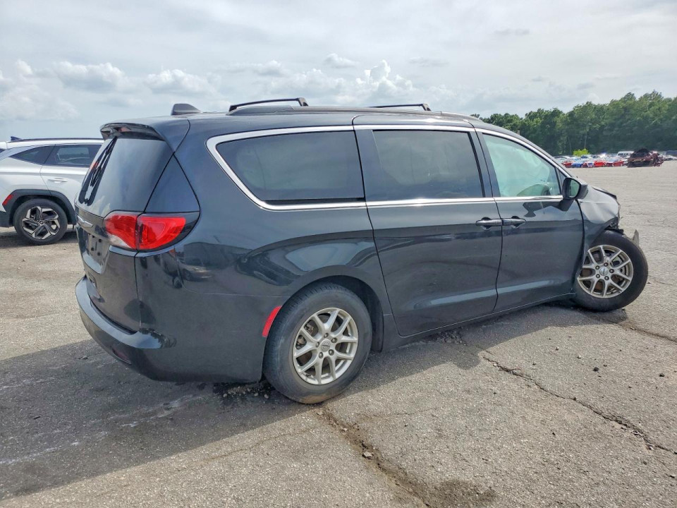 Chrysler VOYAGER LXI 2021 — Copart
