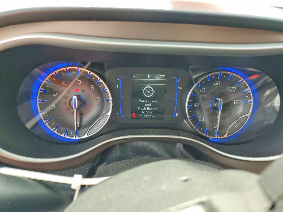 Chrysler VOYAGER LXI 2021 — Copart