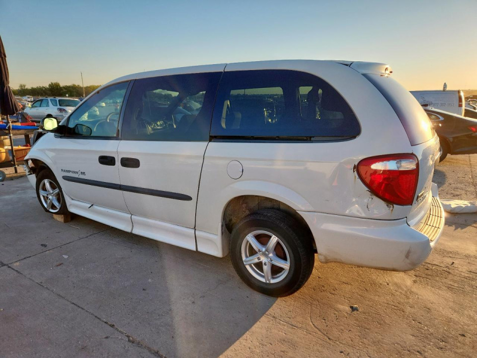 Dodge CARAVAN 2004 — Copart