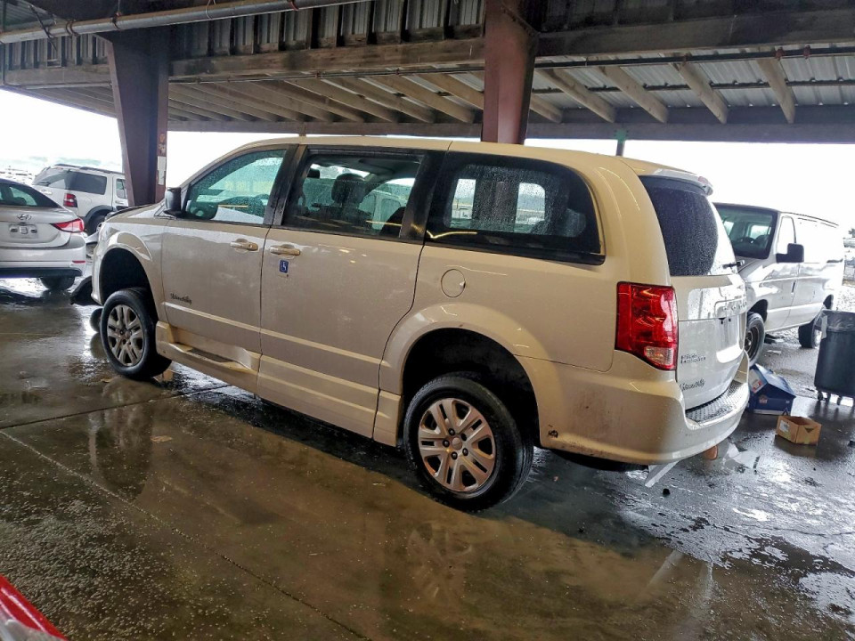 Dodge CARAVAN 2018 — Copart