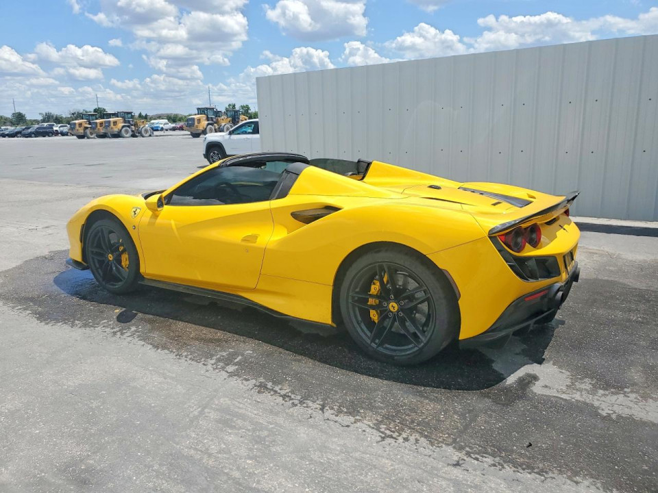 Ferrari F8 SPIDER 2021 — Copart