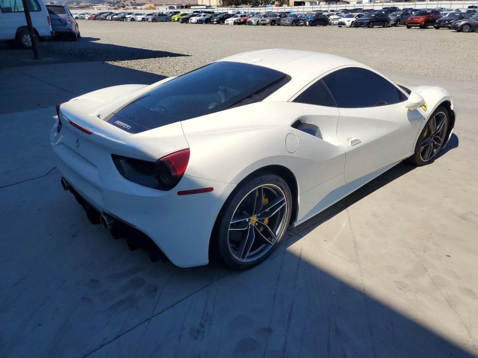 Ferrari 488 GTB 2018 — Copart