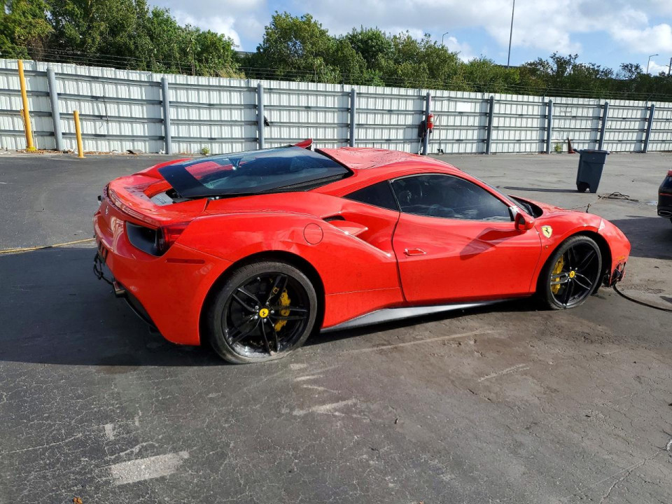 Ferrari 488 GTB 2016 — Copart