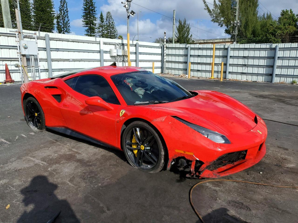Ferrari 488 GTB 2016 — Copart