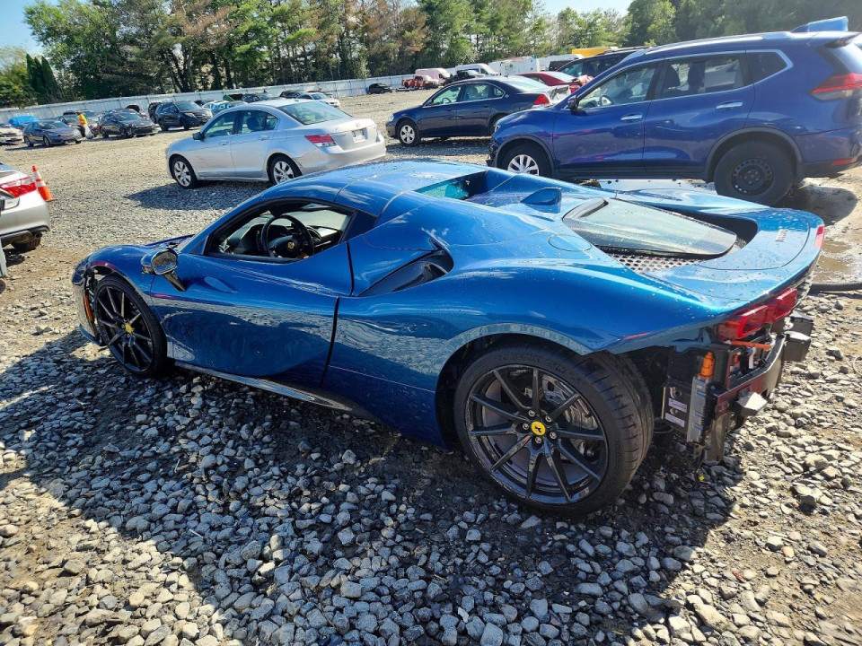 Ferrari SF 90 SPIDER 2022 — Copart