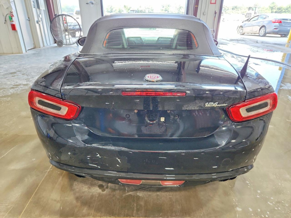 Fiat 124 SPIDER 2017 — Copart