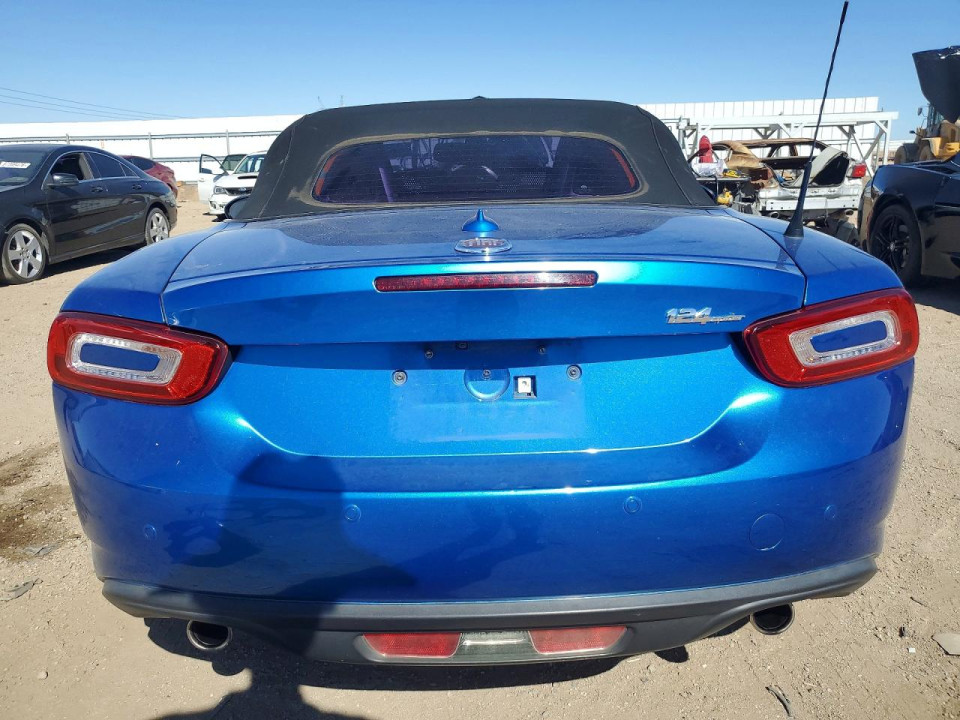 Fiat 124 SPIDER 2017 — Copart