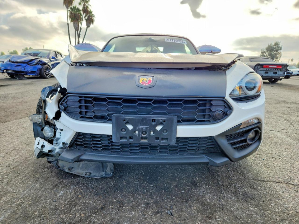 Fiat 124 SPIDER 2019 — Copart