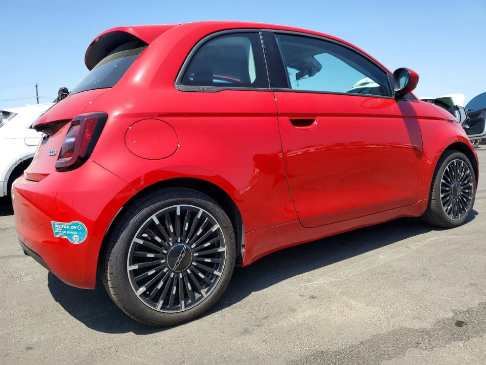 Fiat 500E 2024 — Copart