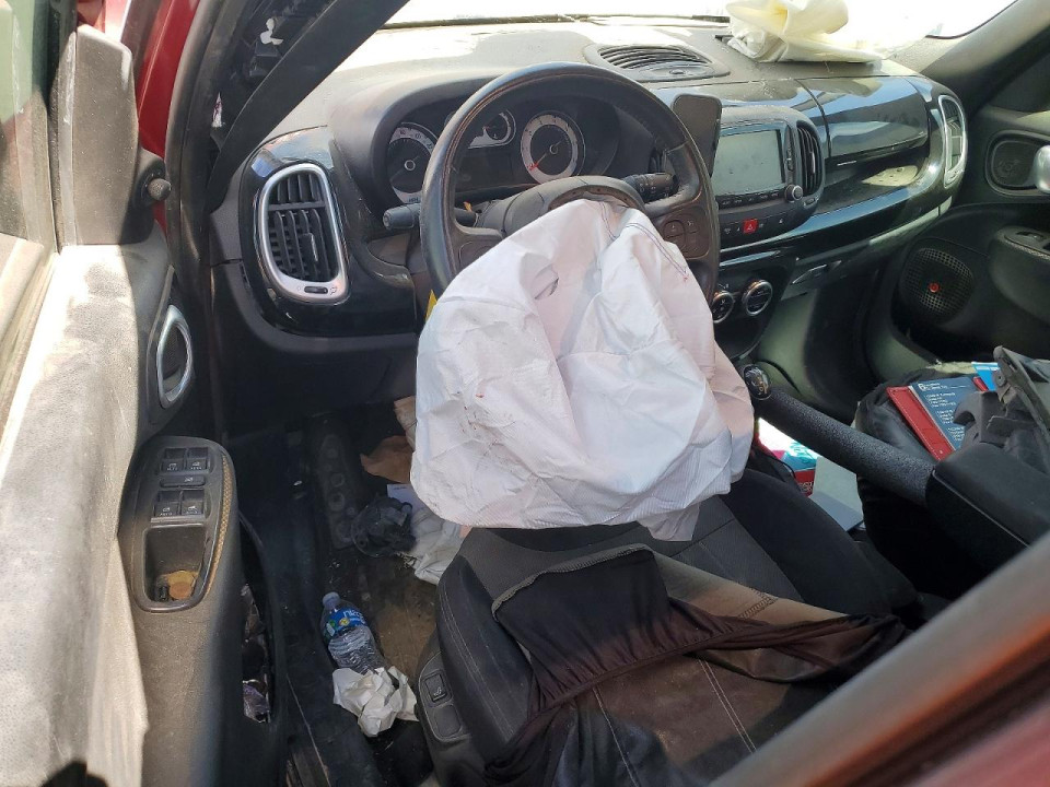 Fiat 500L 2016 — Copart