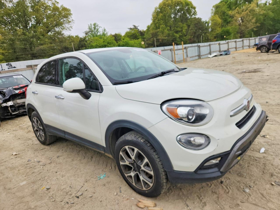 Fiat 500X 2016 — Copart