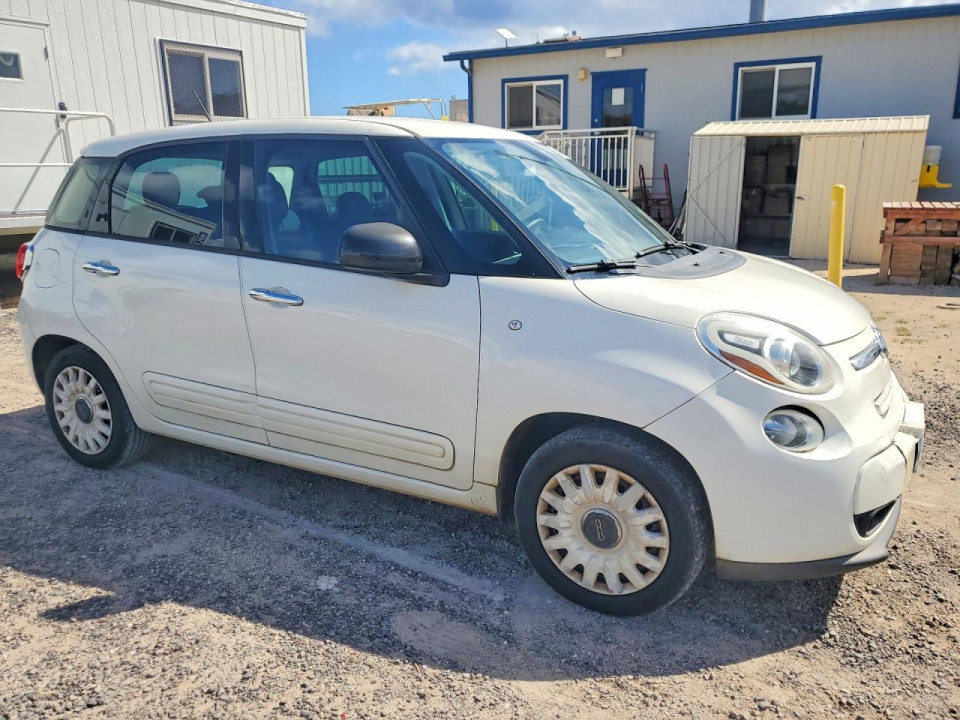 Fiat 500L 2016 — Copart