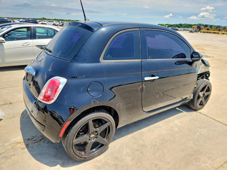 Fiat 500 2015 — Copart