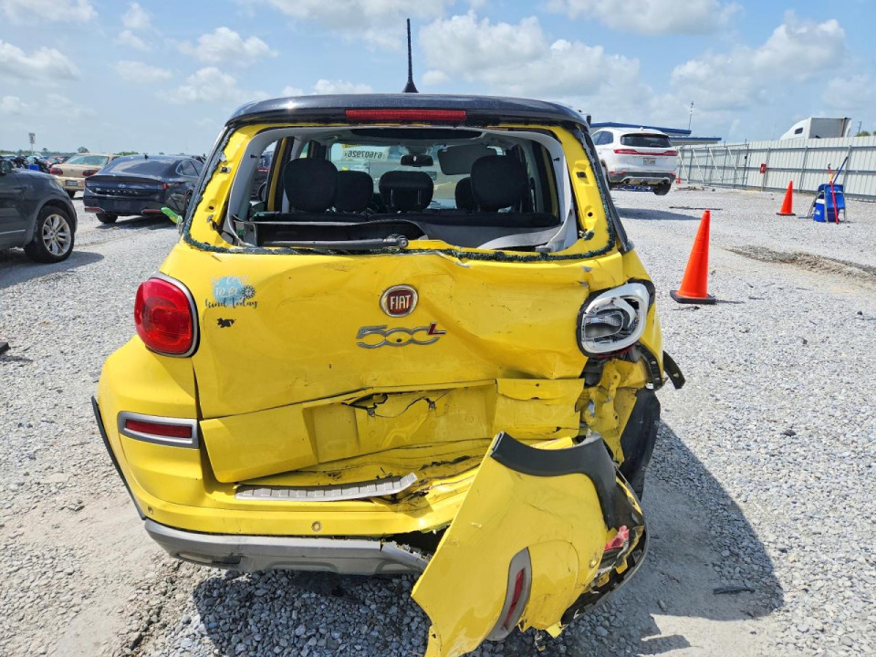Fiat 500L 2018 — Copart