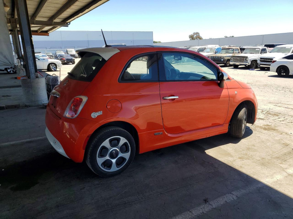 Fiat 500 2015 — Copart