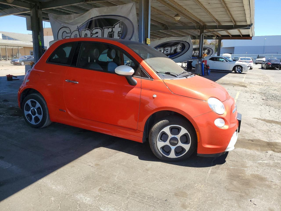 Fiat 500 2015 — Copart