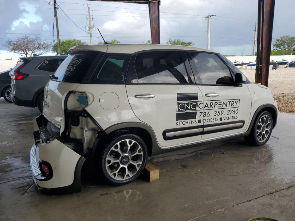 Fiat 500L 2014 — Copart