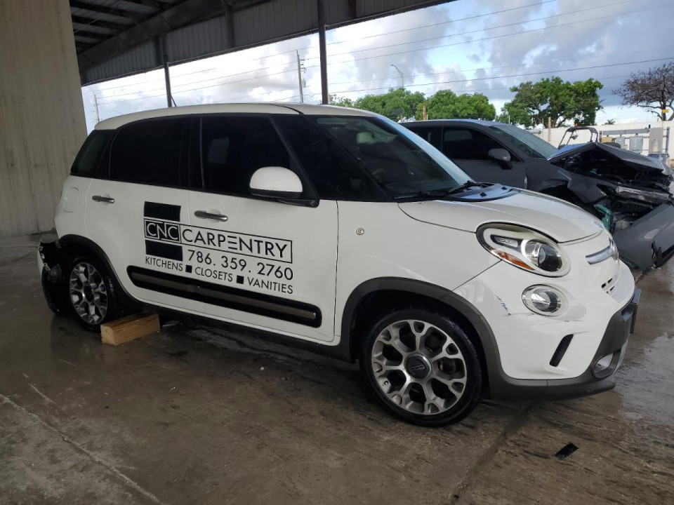Fiat 500L 2014 — Copart