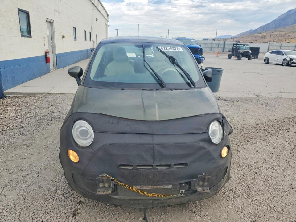Fiat 500 2012 — Copart