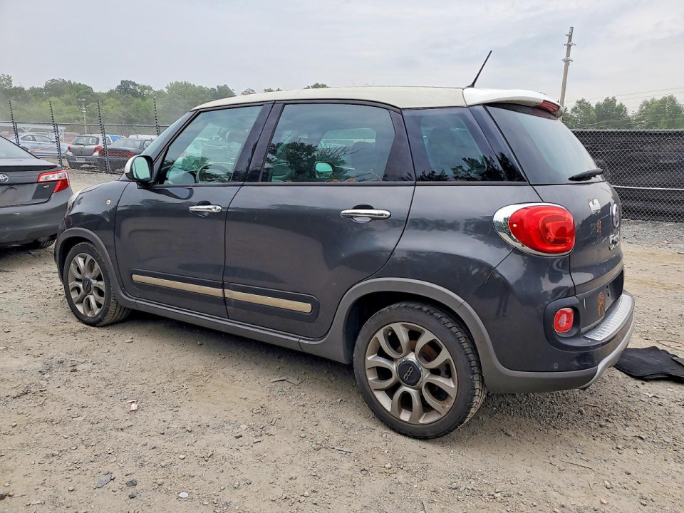 Fiat 500L 2015 — Copart