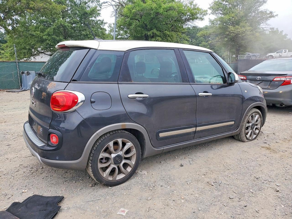Fiat 500L 2015 — Copart