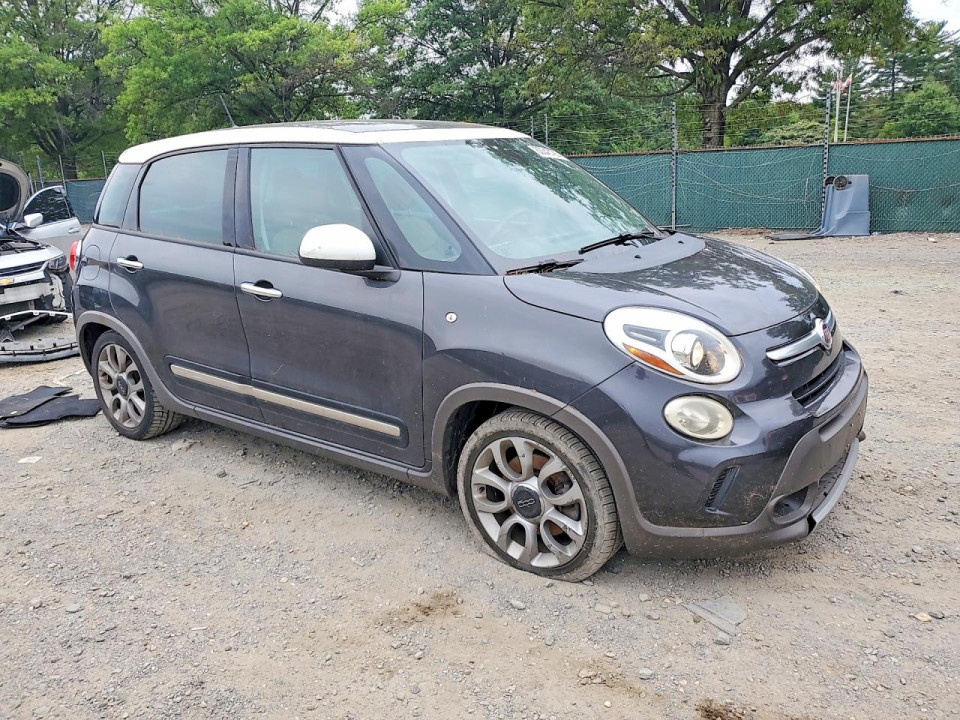 Fiat 500L 2015 — Copart
