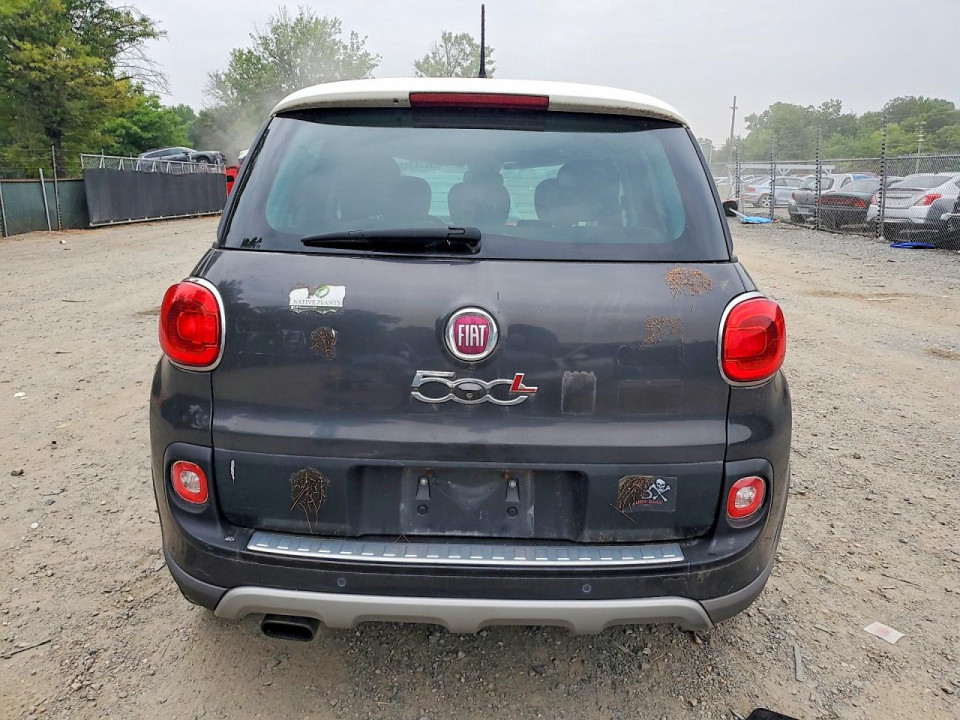 Fiat 500L 2015 — Copart