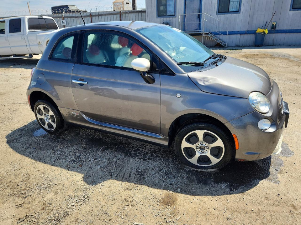 Fiat 500 2013 — Copart