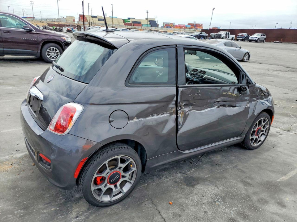 Fiat 500 2015 — Copart