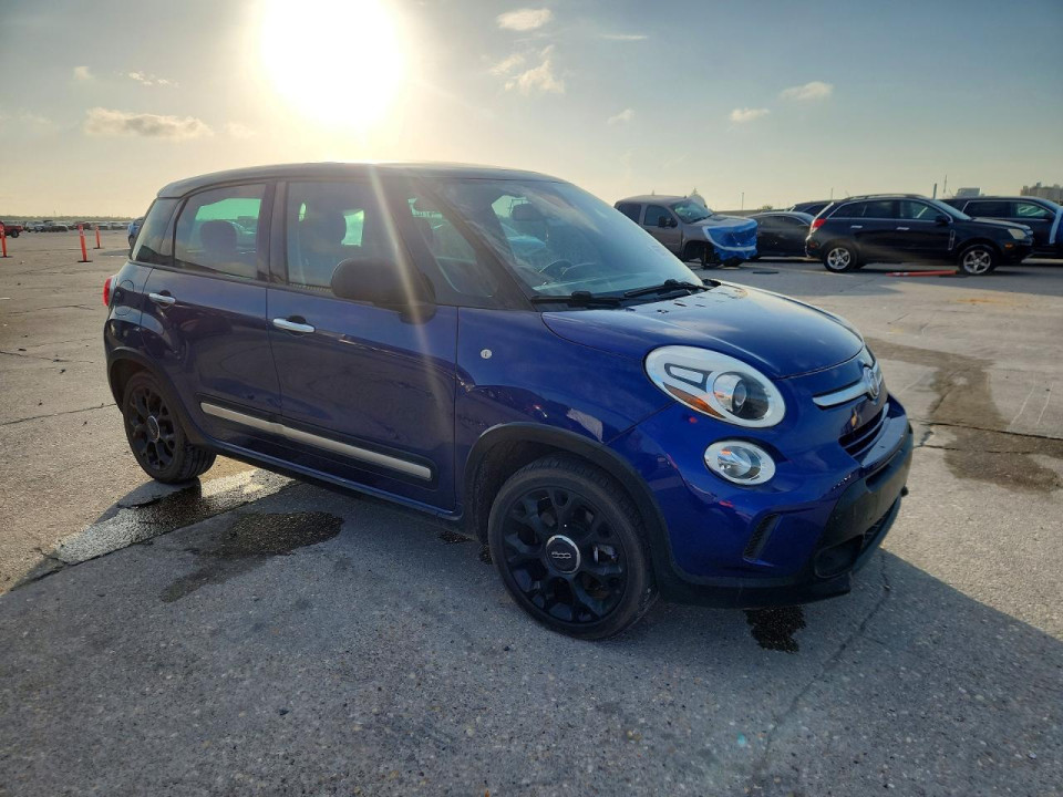 Fiat 500L 2015 — Copart