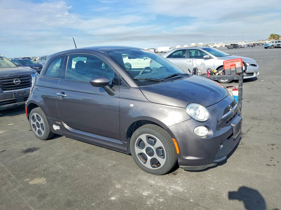 Fiat 500 2015 — Copart