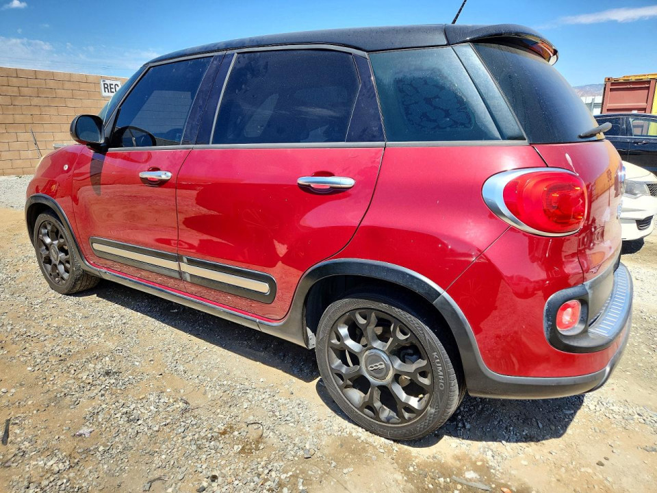 Fiat 500L 2015 — Copart