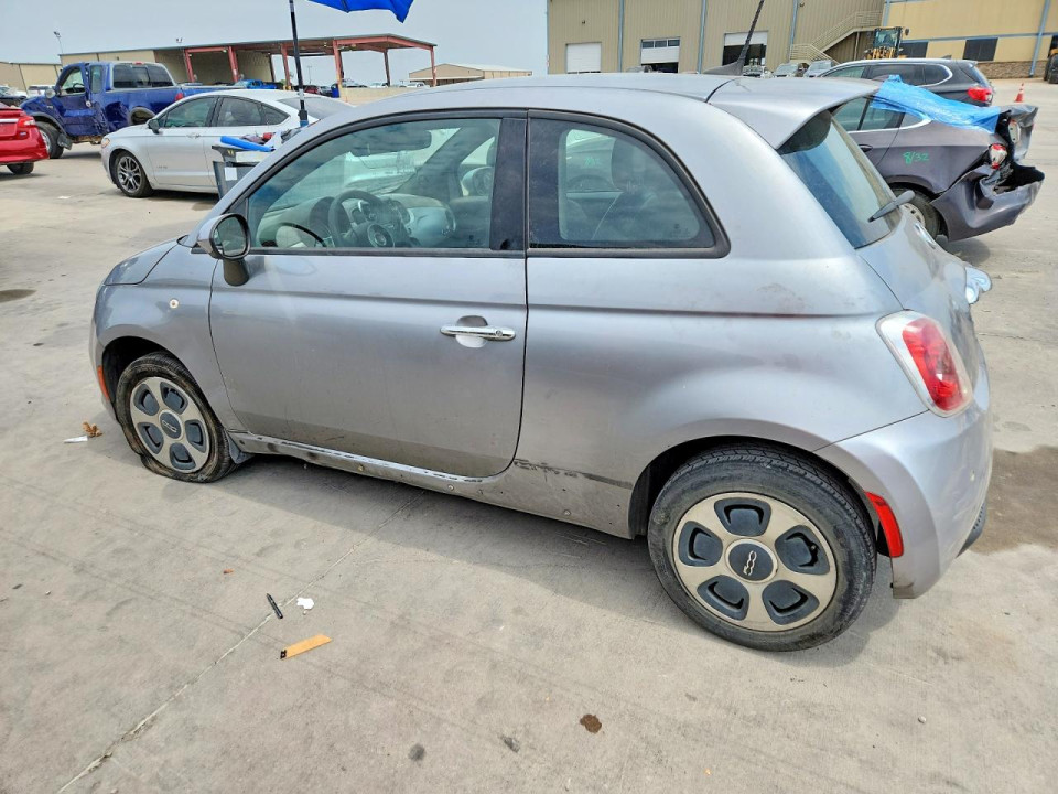 Fiat 500 2016 — Copart