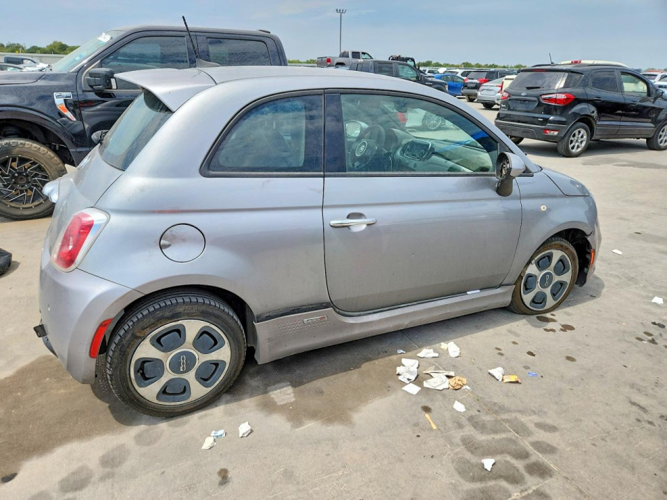 Fiat 500 2016 — Copart