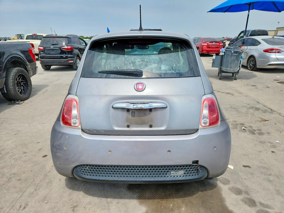 Fiat 500 2016 — Copart
