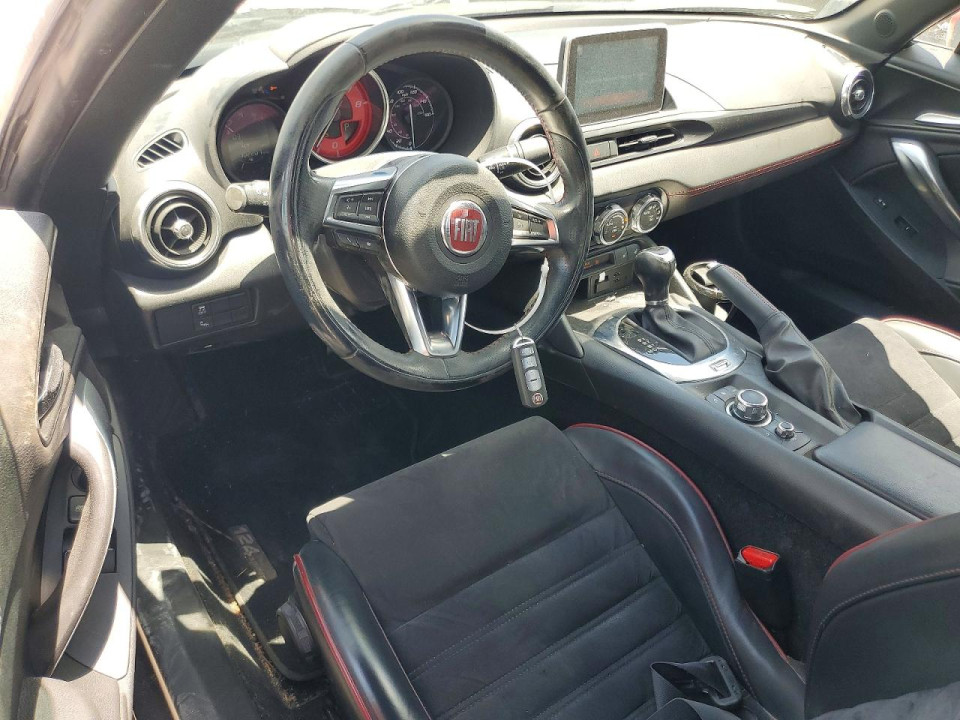 Fiat 124 SPIDER 2017 — Copart