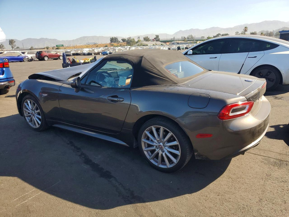 Fiat 124 SPIDER 2017 — Copart